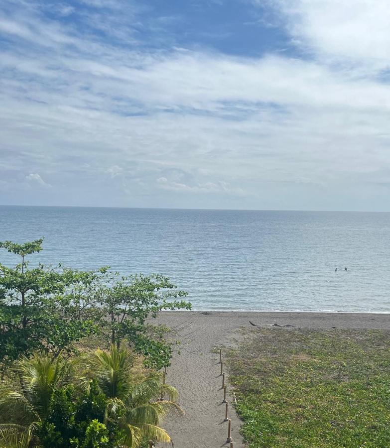 Seafront Residences Vacation Getaway San Juan  Extérieur photo